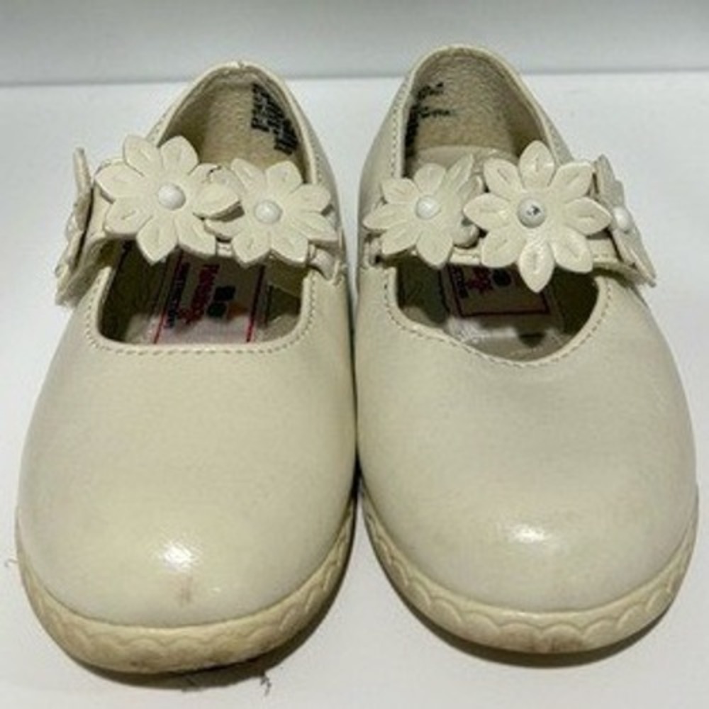 Vintage Playskool Girls White Shoes Floral Flats Straps size 90s y2k